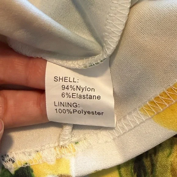 Vintage Style Lemon-Print White Dress with Waist Tie - Picture 7 of 9